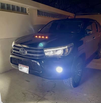 Toyota Hilux Revo V 3.0 2017 Black | 77,000 km | Owner Driven
