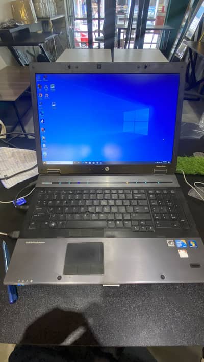HP Elitebook laptop (i-5) in Good condition