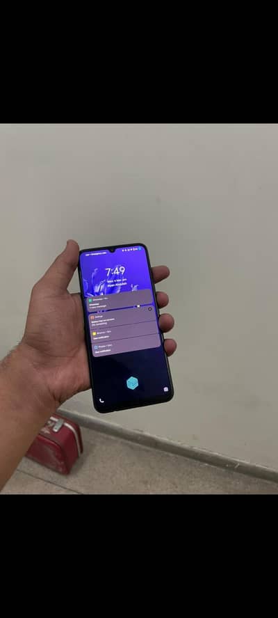 Vivo V21e official pta Exchange possible