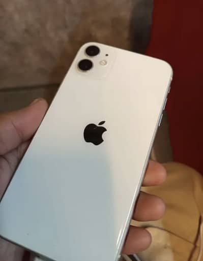 11 white 64GB