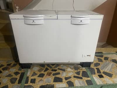 Dawlance Refrigerator