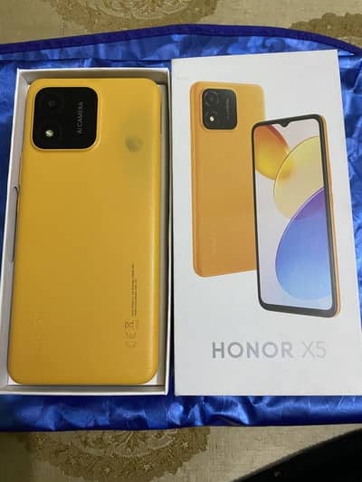 Honor X5 2/32GB 10/10 lush condition with box mobile only PTA officel