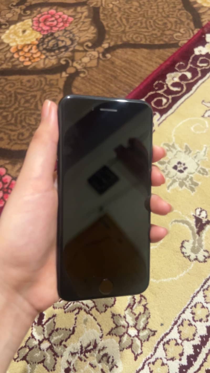 Iphone SE 3rd generation 0