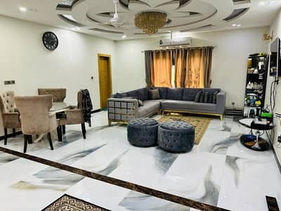 Investor Price 2 Kanal House Urgent Sale