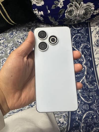 Infinix smart 8 4/64