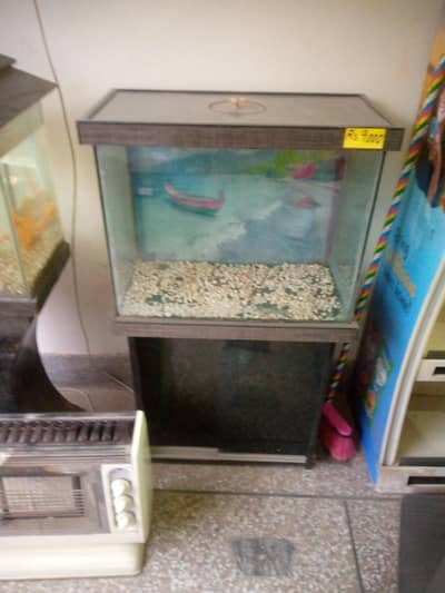 Fish aqurium urgent sale