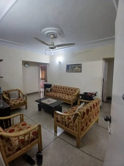 MAINTAINED 3 BED DD FLAT FOR RENT 1700SQ. FT