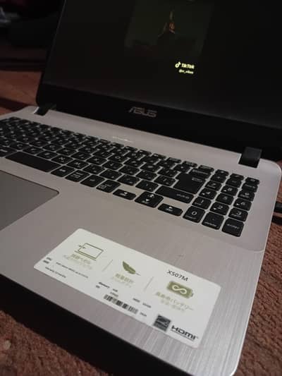 ASUS VIVOBOOK