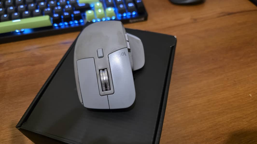 Logitech MX Master 3 Wireless Mouse 1