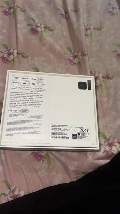 Apple TV 4 k 1 st generation brand new condition not even used once
