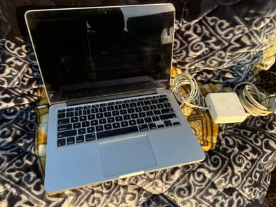 MacBook Pro 2013 Late 8GB Ram 250GB SSD irus Display Original 85w char
