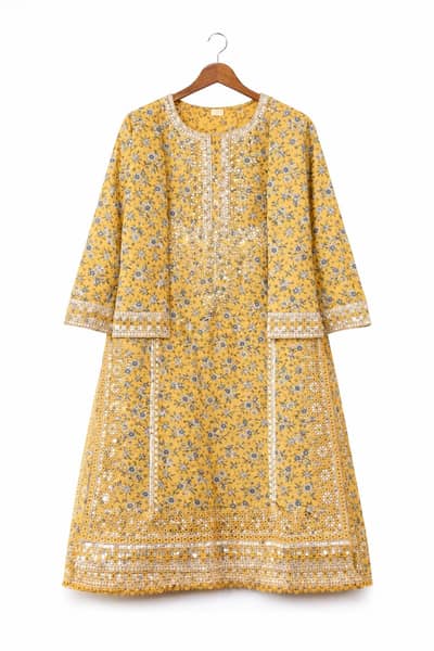 3 piece stiched suit