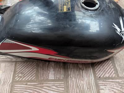 Tanki 10/7 tapa Ak tuta  ha ak okay hay 2 kan hay or ak back seat belt