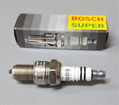Original Bosch Super Plus Spark Plugs (WR8DC+)