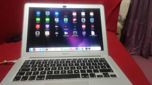 MacBook air 2017 up for sale in a reasonable price