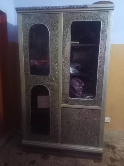 iron divider in Lalukhet add details parhe 03112984471