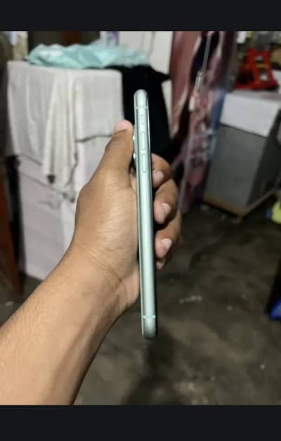 iPhone 11 non factory unlock