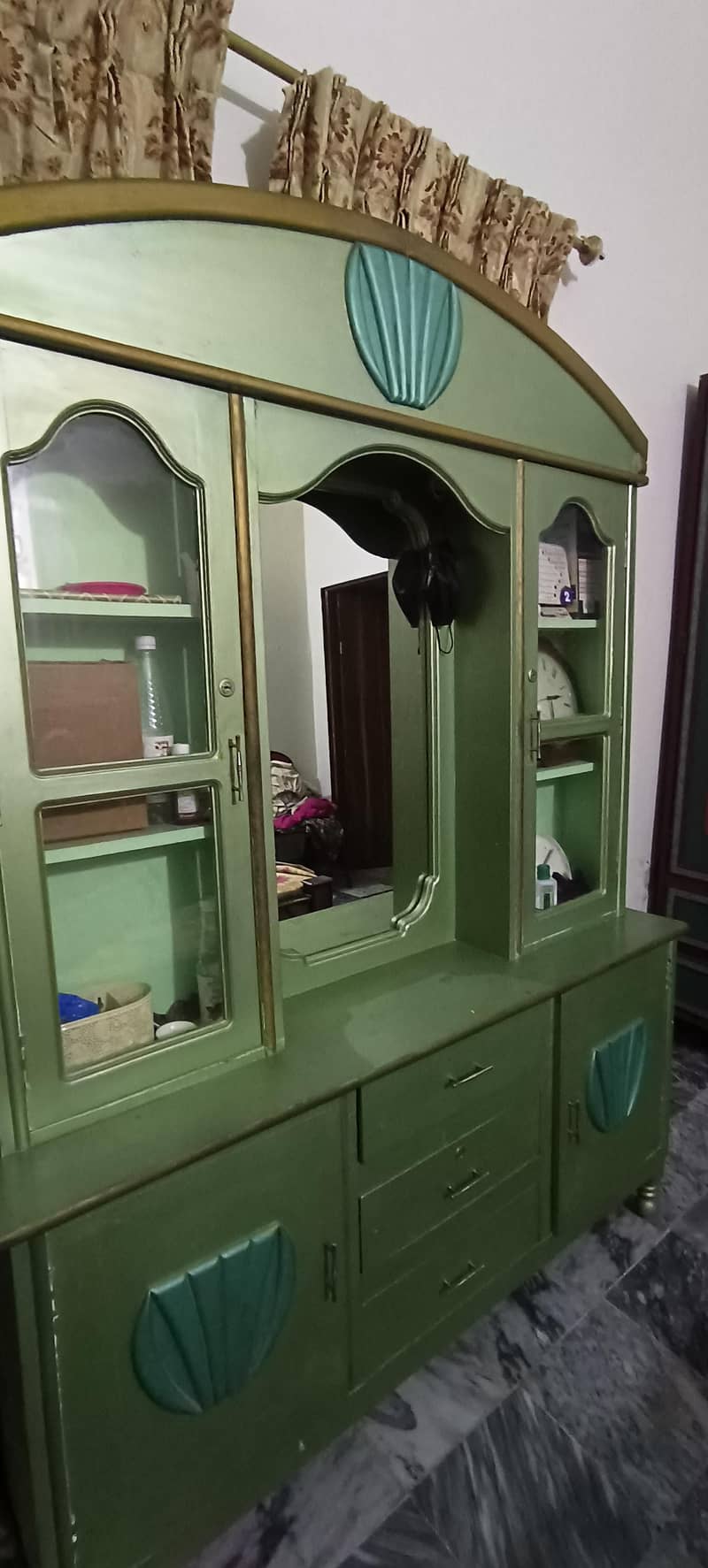dressing table 2