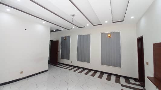 10 Marla Brand New Upper Portion Available In Architects Society Near By UCP University And Shoukat Khanam