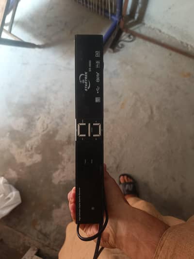 dish receiver with remote