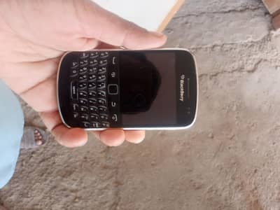 Blackberry 9900