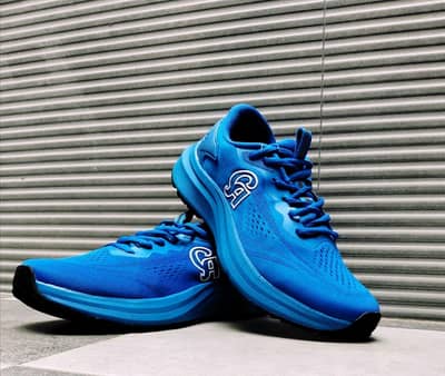 CA PRO COMFIT RUNNING/TRAINING CRICKET SHOES FOR SALE /DELIVERY AVLBL)