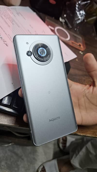 aqous r7 pubg king Snapdragon 8gen 1