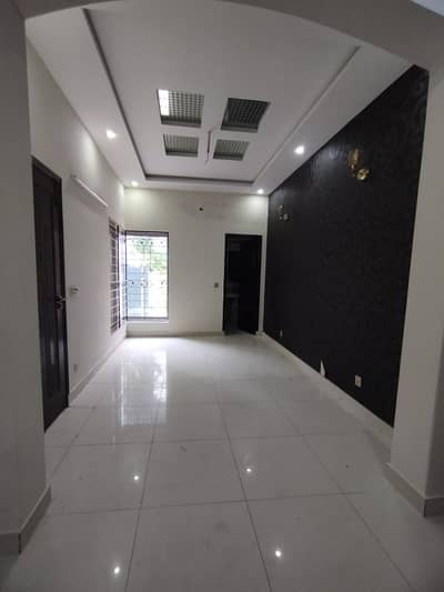 Ideal Lower Portion For Rent In Cavalry Extension