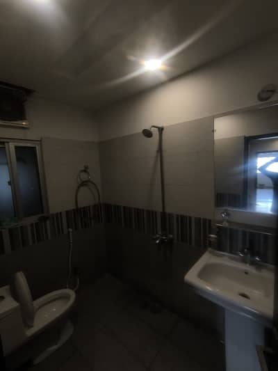 2 BR Apartment For Rent You Get The Privacy Of An Independent Apartment.