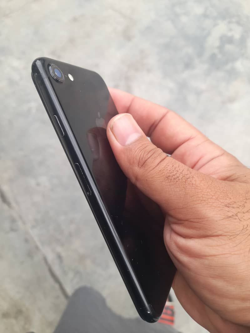 Apple iPhone 7 128gb 2