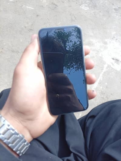 i phone x pta aprroved 256gb battry chnge laikin achi dali hui hai