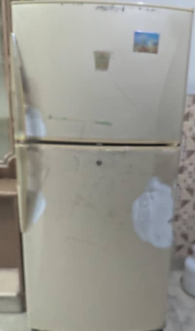 Dawlance fridge large