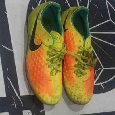 genuine magista  nike football kit shoes