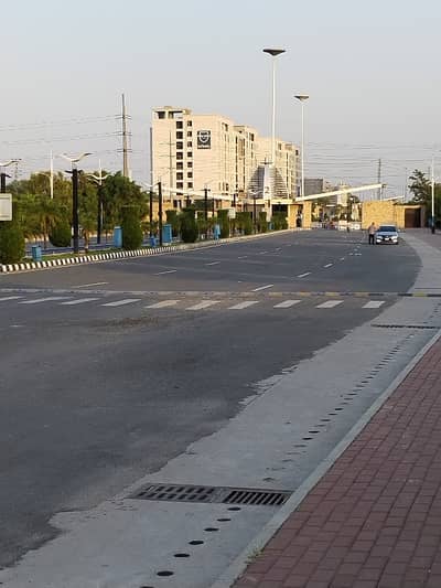 50 ft road 10 Marla Possession Utility Paid Plot Number 77 G3 For Sale