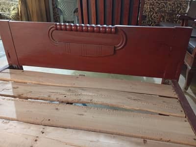Lakri (Wood) ka single Bed achi Condition 100 % ok