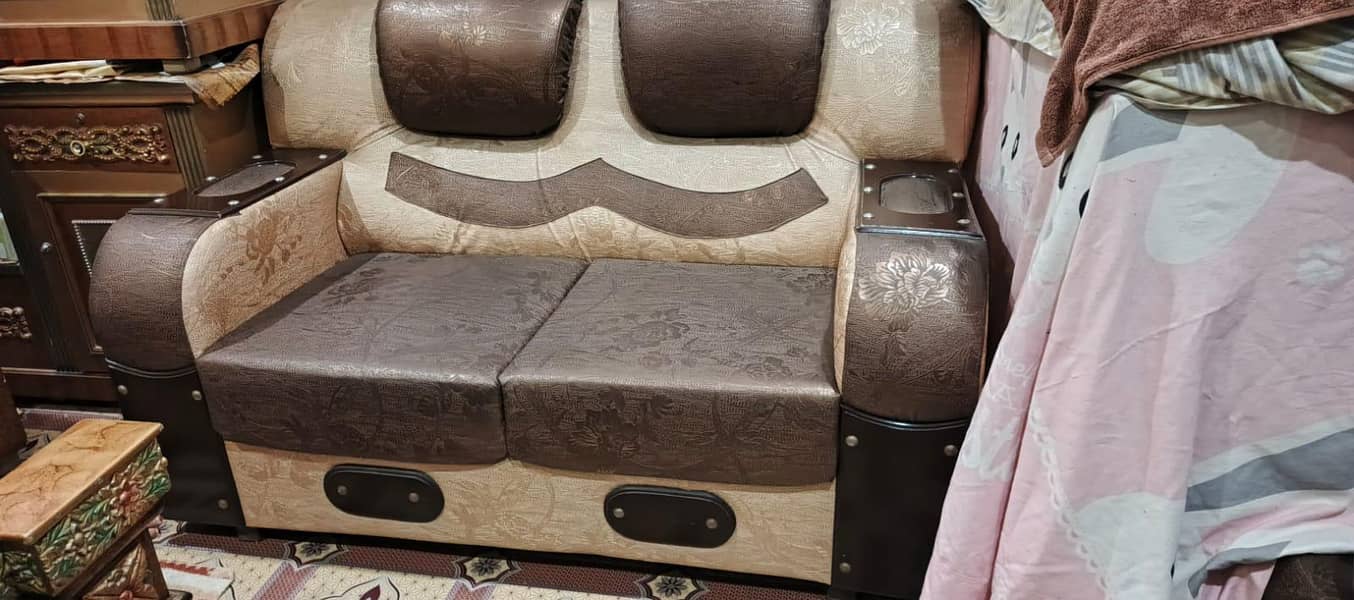 Bilkul new sofas ha q 1