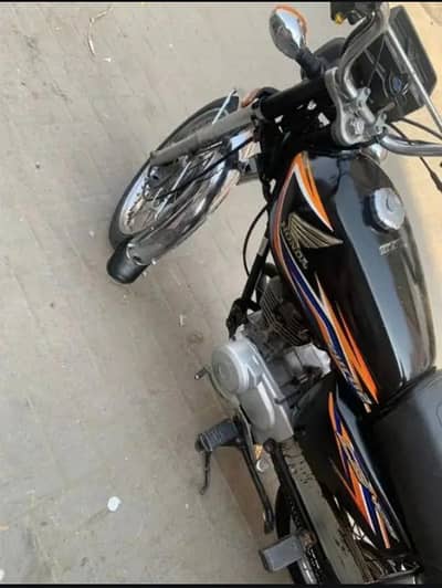 Honda 125 urgent for sale03196614750 WhatsApp number