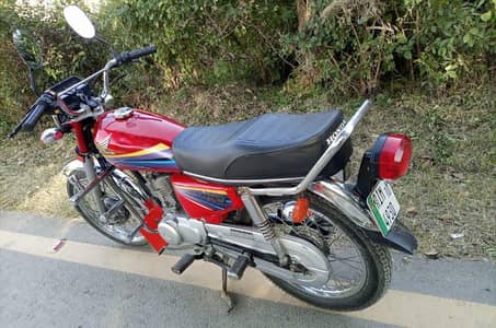 Honda  125 CG - 2010 Model - Lush Condition - call me 03460423873