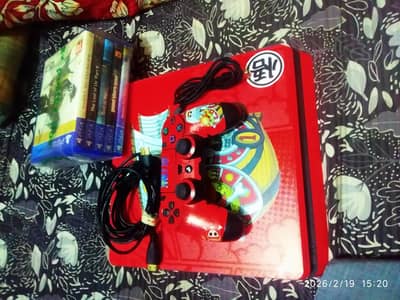 PS4 1tb slim model: CHU-2168 with 5 games+ ovio stand