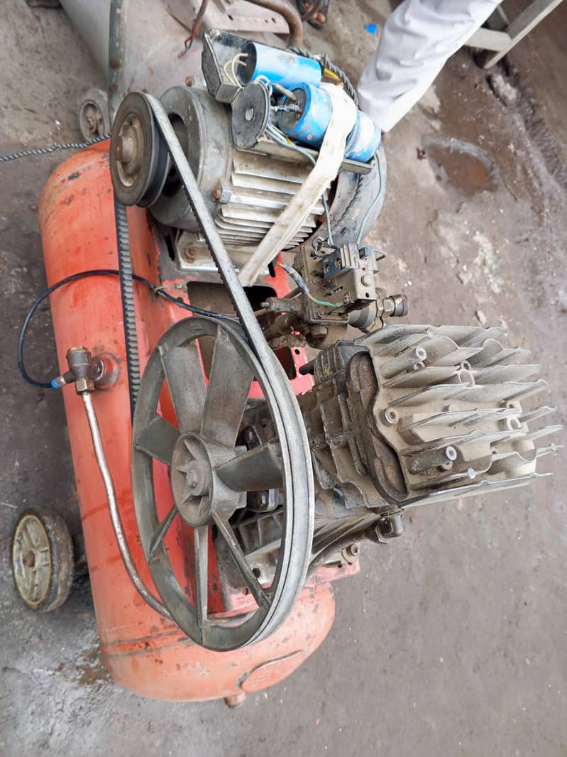 AIR compressor 2