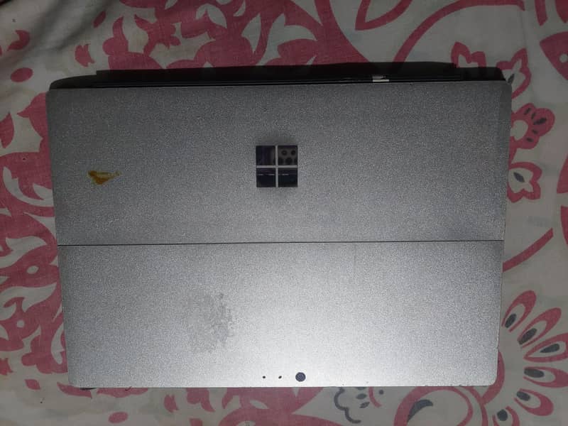 Surface Pro 4 8/256 6