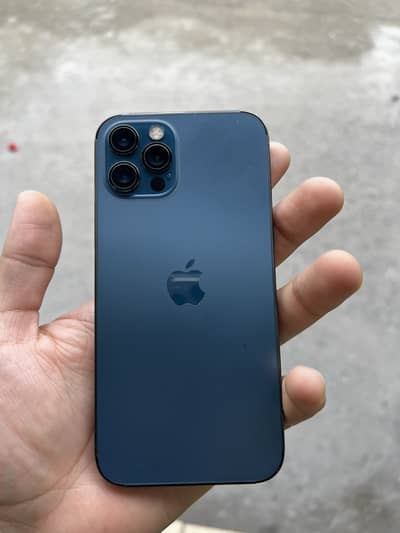 iphone 12 pro Non Pta. Dono camera nahi chalty