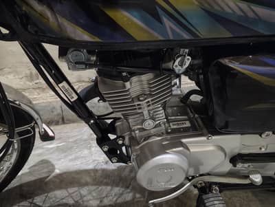 home use bike just bay and drive call and watsup 03333511510