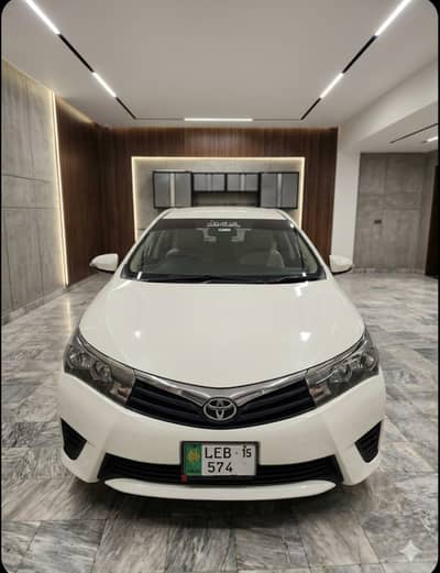 Toyota corolla 2015 2nd owner driven very low