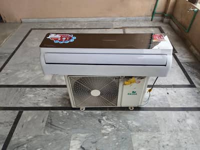 o gernal American esma art 18k gold fin with warranty card