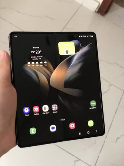 Samsung Z Fold 4 /256Gb NON PTA Rs 1.40 Lacs