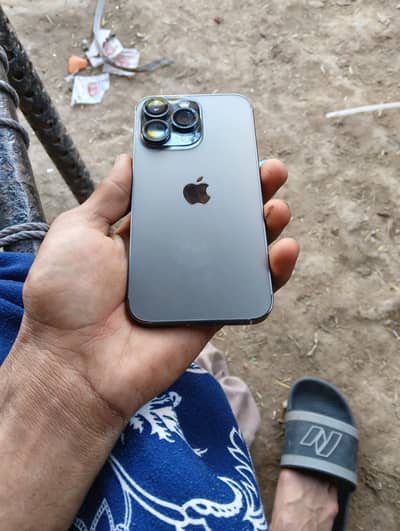 13 pro 10/10 condition 128gb memory battery health 94