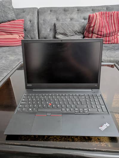 Lenovo Thinkpad e590 8 gb ram 256 gb memory