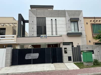 10,66 MARLA LUXURY HOUSE FOR SALE IN GULBAHAR BLOCK SECTOR C BAHRIA TOWN LAHORE