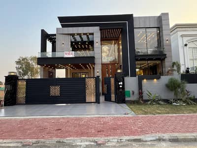 1 KANAL ULTRA LUXURY MODREN HOUSE FOR SALE IN TIPU BLOCK SECTOR F BAHRIA TOWN LAHORE